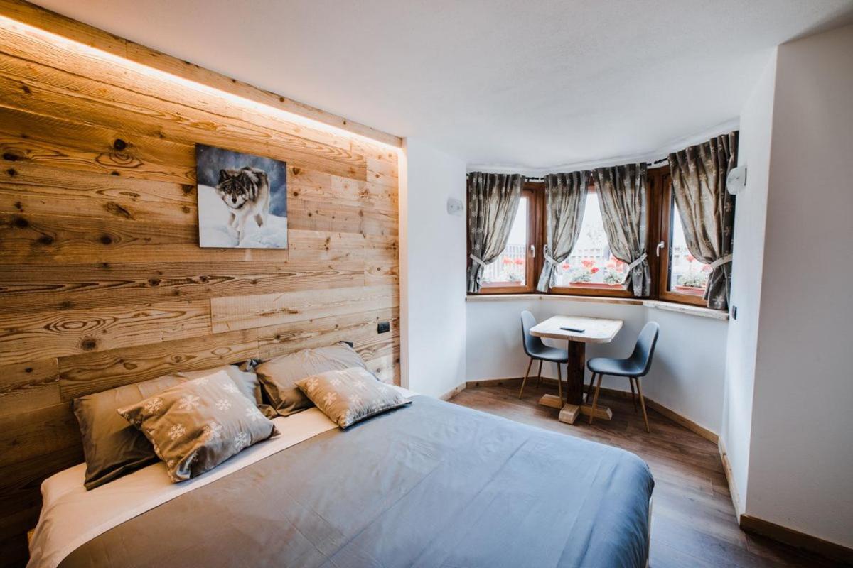 Atelier Della Montagna Bed & Breakfast Zambla Alta ภายนอก รูปภาพ